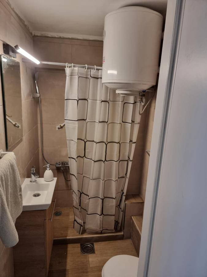 Lucas4 Flogita Apartment Eksteriør bilde